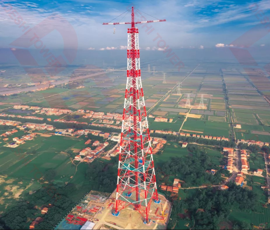 Transmission Lattice large-span tower
